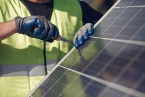 découvrez les panneaux solaires, une solution efficace et écologique pour produire votre propre énergie. optimisez votre consommation, réduisez vos factures d'électricité et contribuez à la protection de l'environnement grâce à cette technologie durable. informez-vous dès maintenant sur les avantages et l'installation des panneaux solaires.