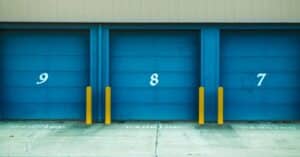 découvrez notre gamme de portes de garage sécurisées, alliant robustesse et esthétique. protégez votre véhicule et votre maison avec nos modèles innovants, conçus pour résister aux intempéries et aux tentatives d'effraction. faites le choix de la sécurité et de la tranquillité d'esprit.