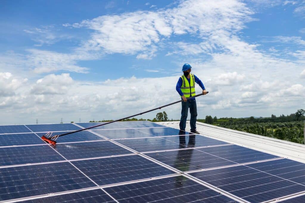 nettoyage panneaux solaires
