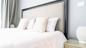 Pourquoi choisir une tête de lit pour sublimer l’ambiance de votre chambre ?